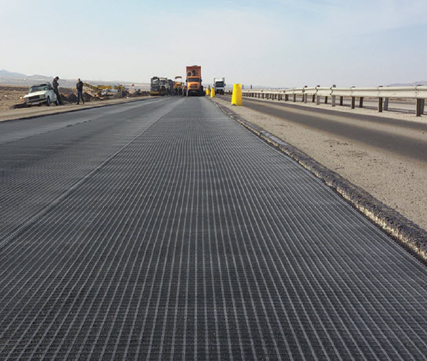Gp Grid Asphalt implementation Kashan-Qom Freeway
